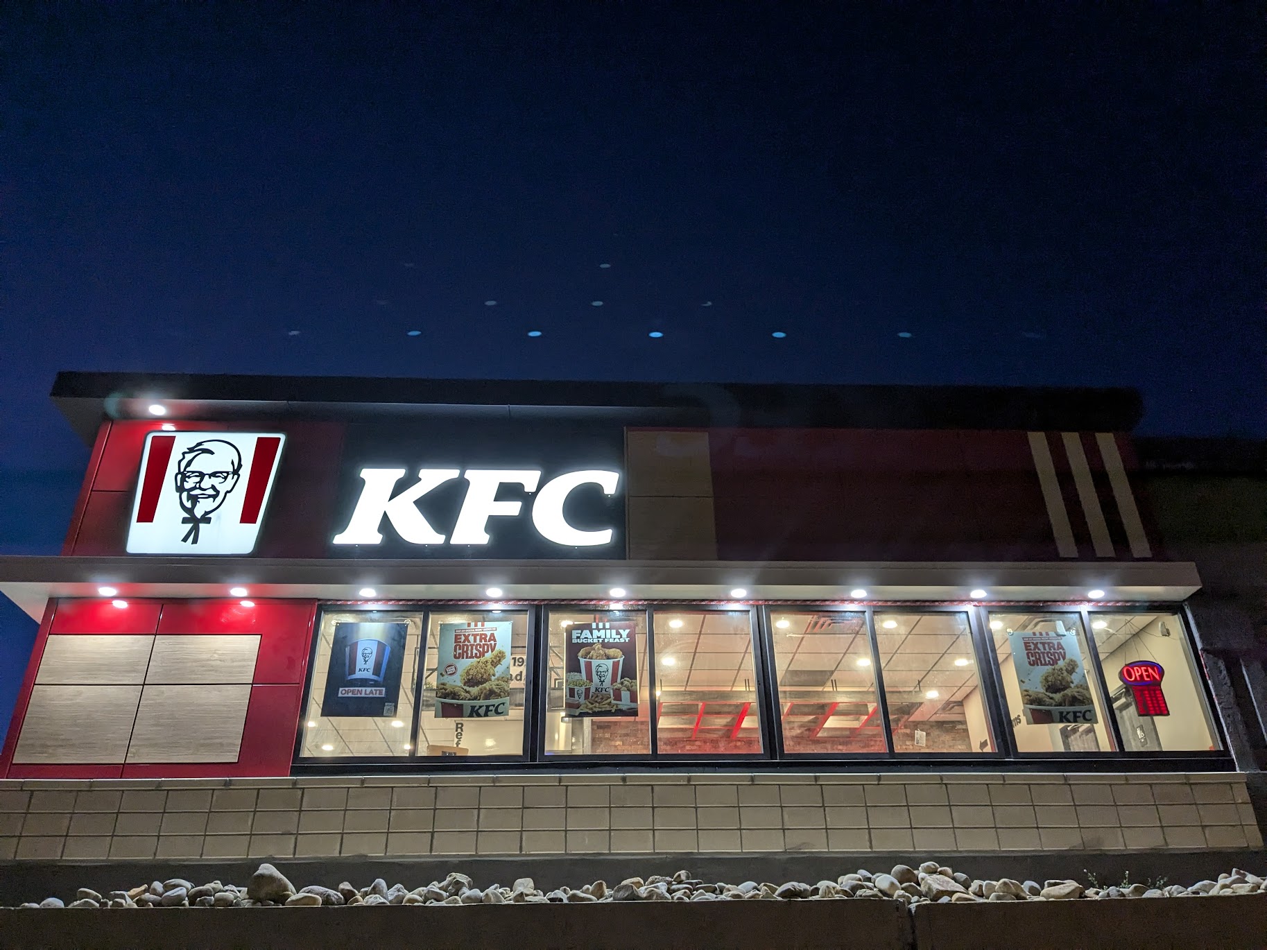 Restaurant signage & soffit lighting, Peace River
