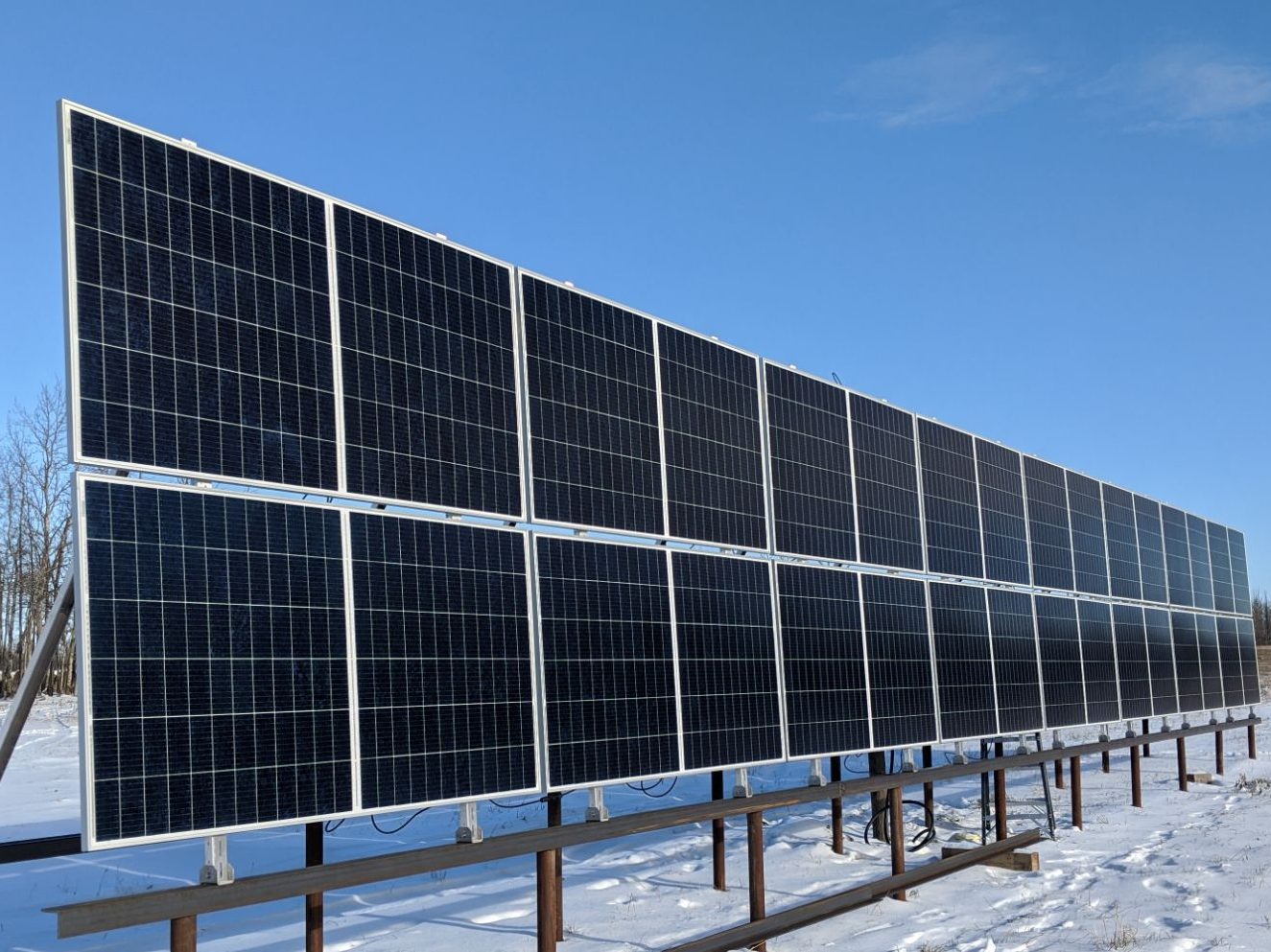 Off-grid solar array, Peace Country